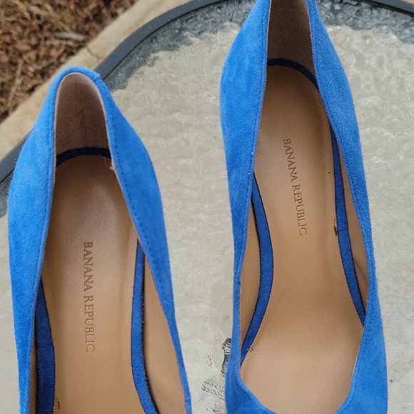 Banana Republic Bright Cobalt Blue Suede Pointed-Toe Pumps - Picture 7 of 17